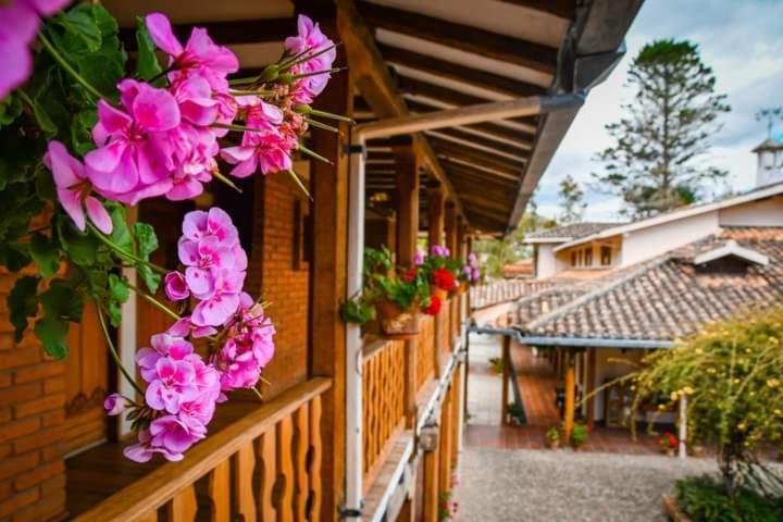 Uzhupud Garden Hotel & Lodge Paute Εξωτερικό φωτογραφία