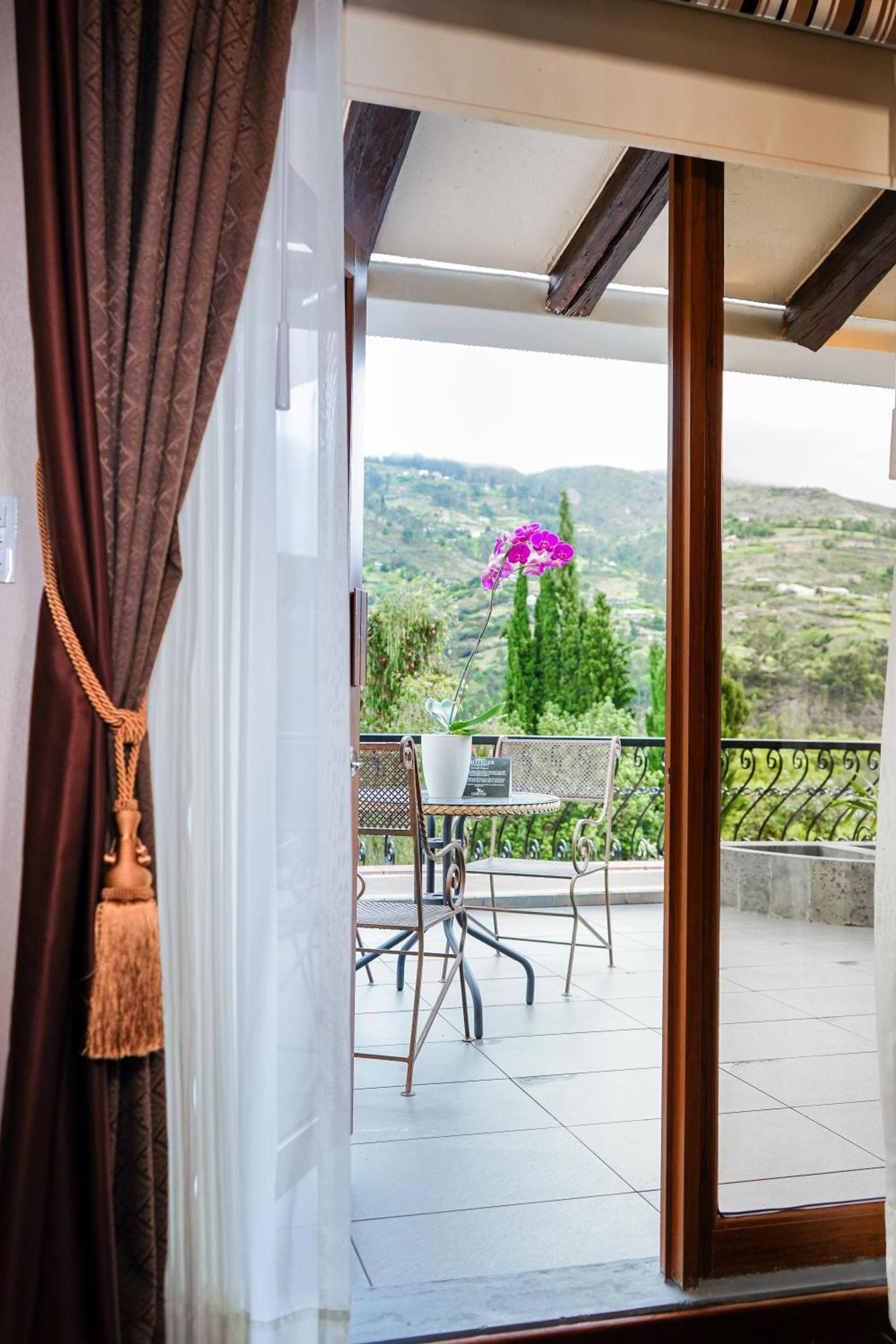 Uzhupud Garden Hotel & Lodge Paute Εξωτερικό φωτογραφία